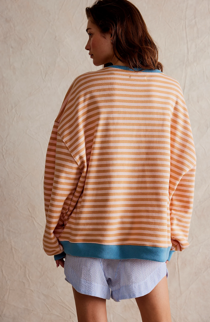 Women's oversized striped sweatshirt with contrast trim – view 6